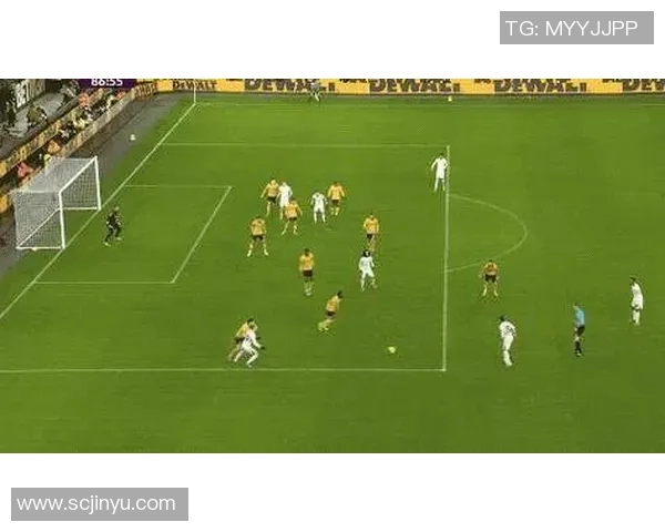 曼联大胜莱比锡四球狂潮帽子戏法点燃全场激情赛后分析